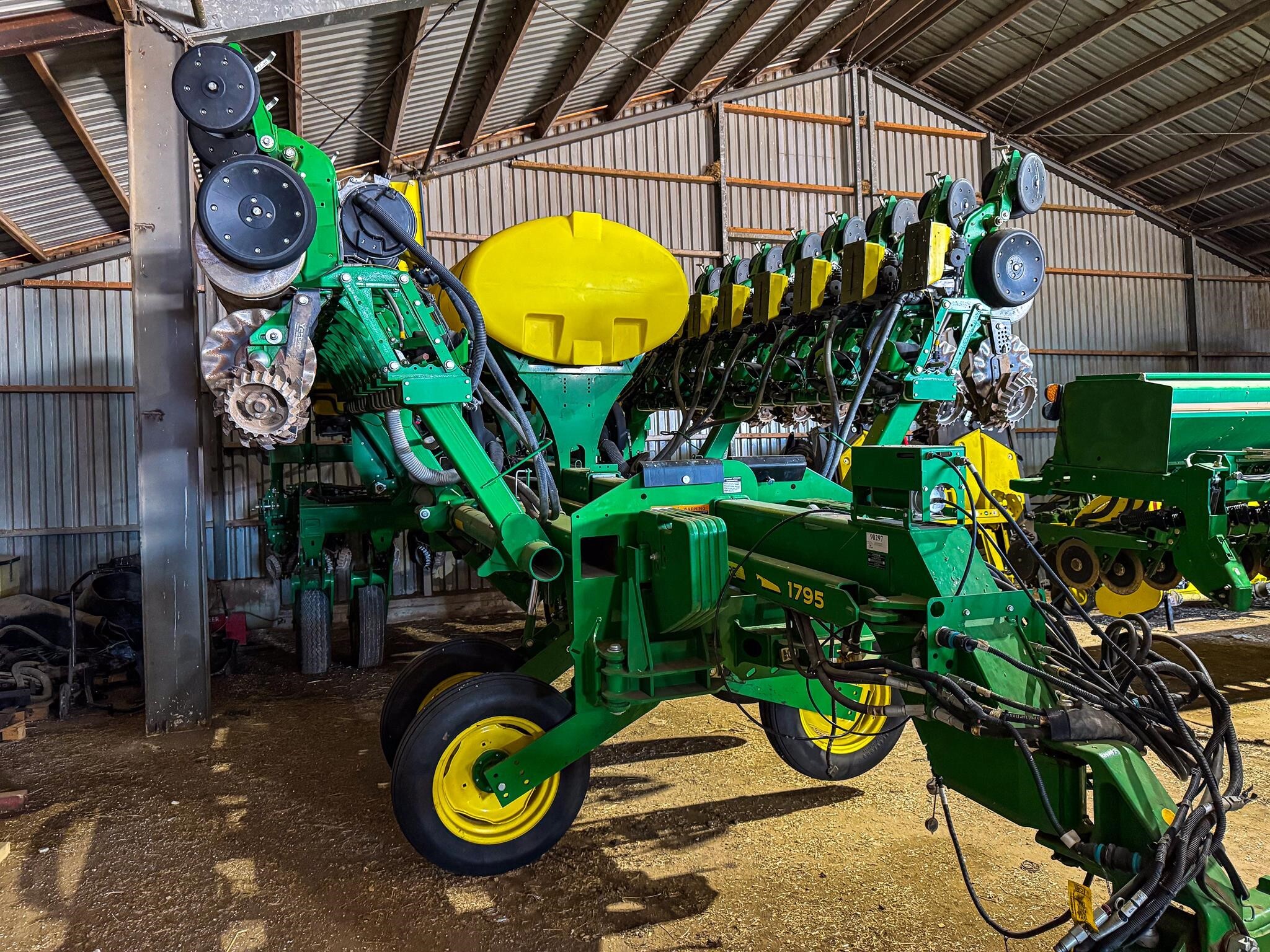 2015 John Deere 1795 Planter