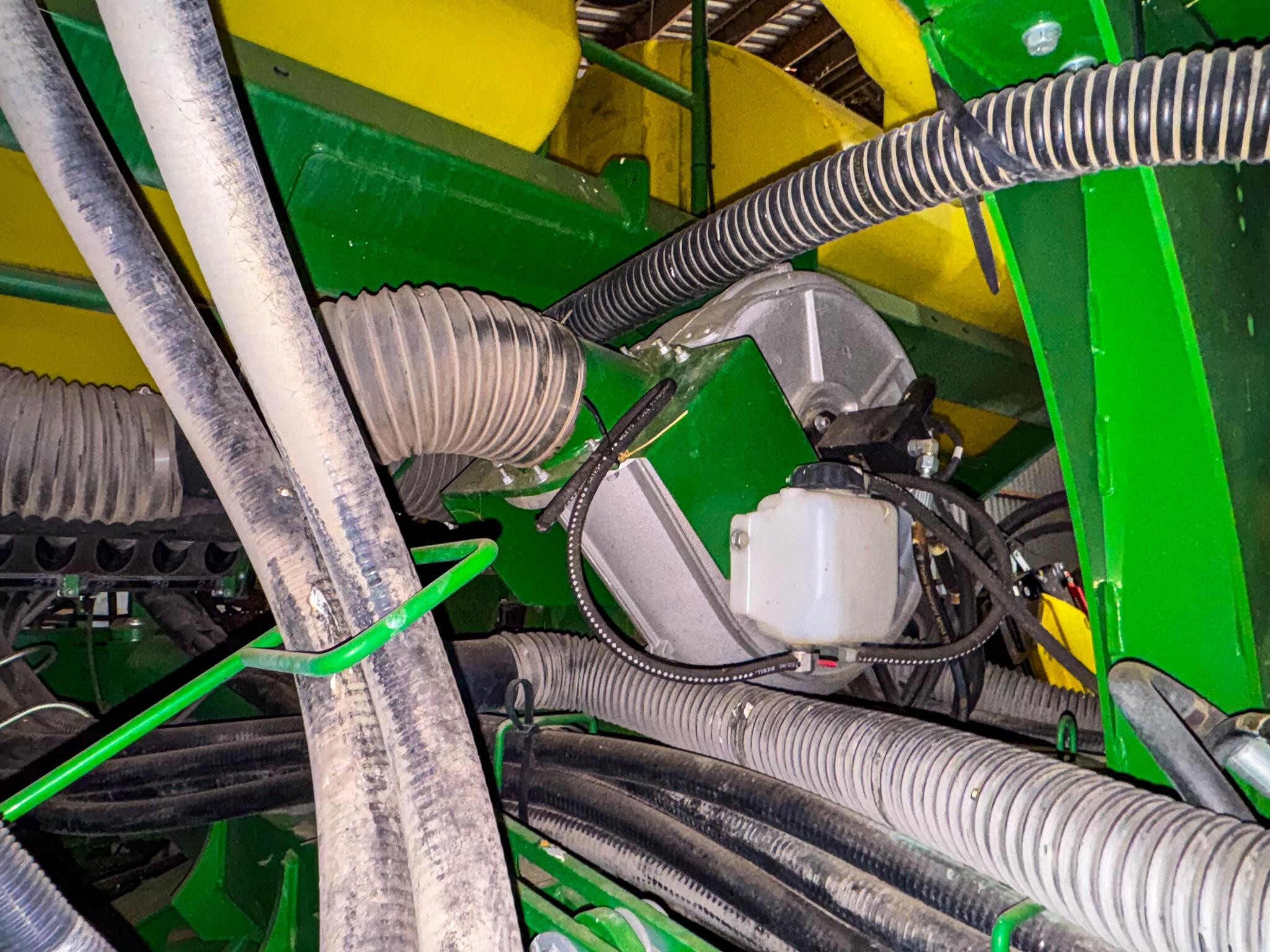 2015 John Deere 1795 Planter