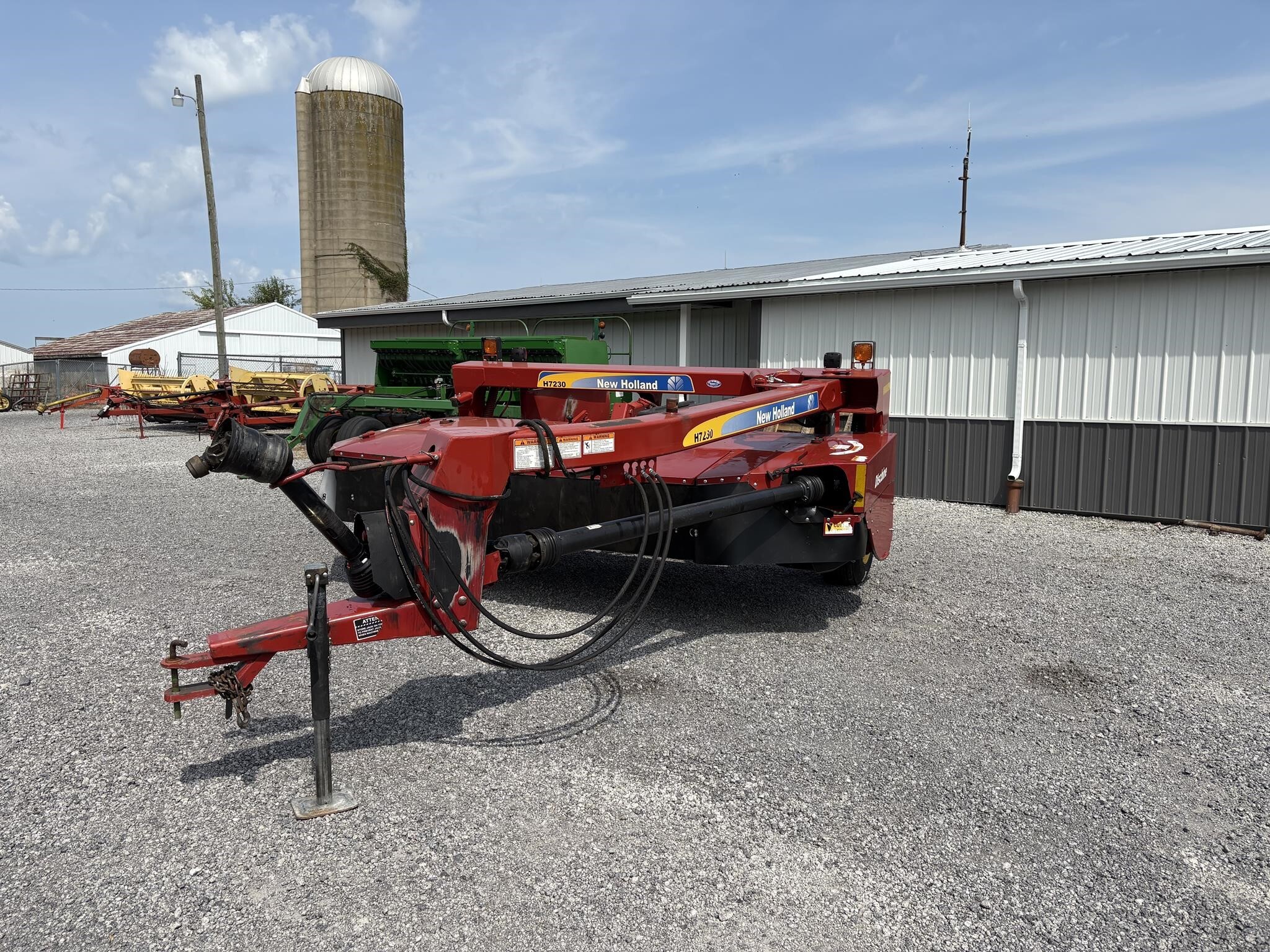 2011 New Holland H7230 Mower Conditioner