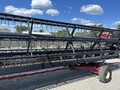 2009 Gleaner 8200 Platform