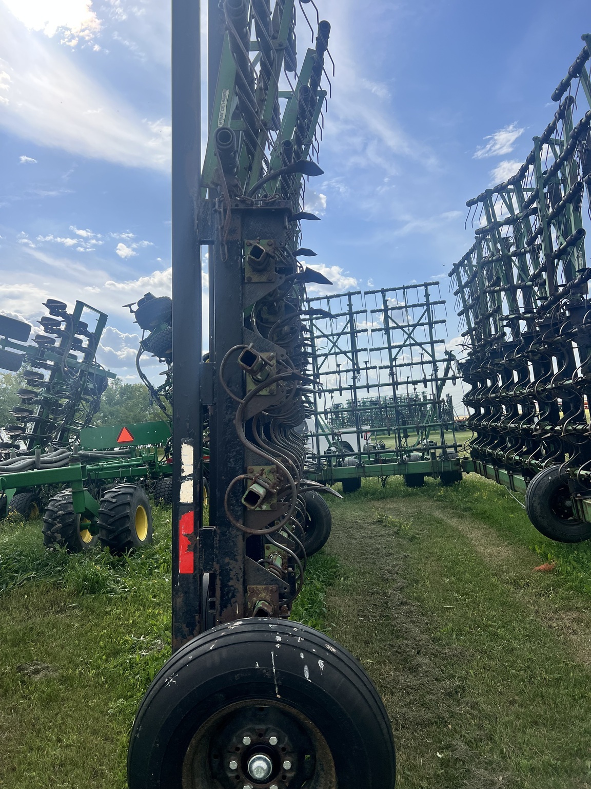 2001 Summers Manufacturing 70' Superweeder Harrow