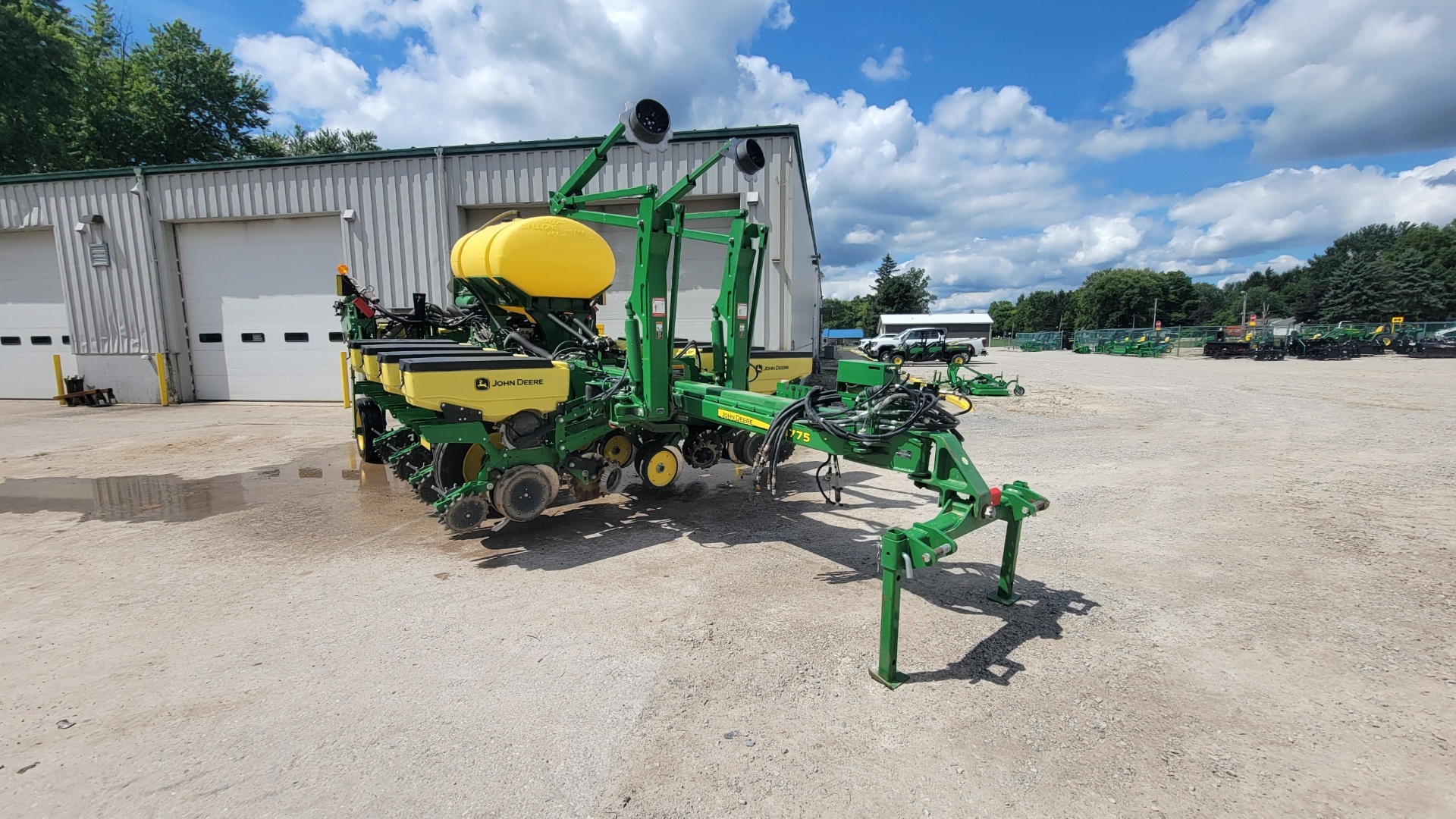 2021 John Deere 1775NT Planter
