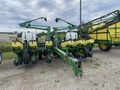 2004 John Deere 1760 Planter