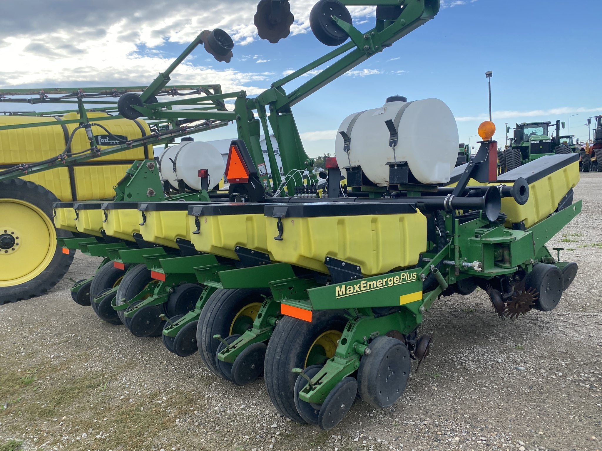 2004 John Deere 1760 Planter