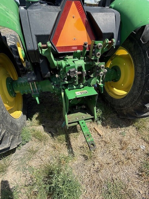 2016 John Deere 5065E Tractor