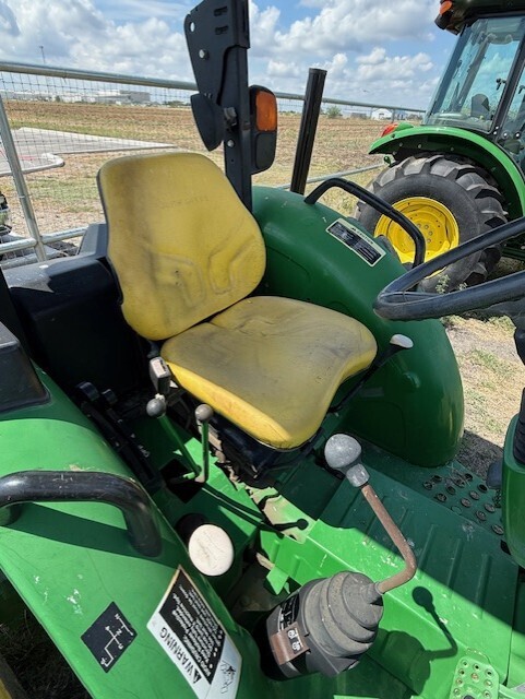 2016 John Deere 5065E Tractor