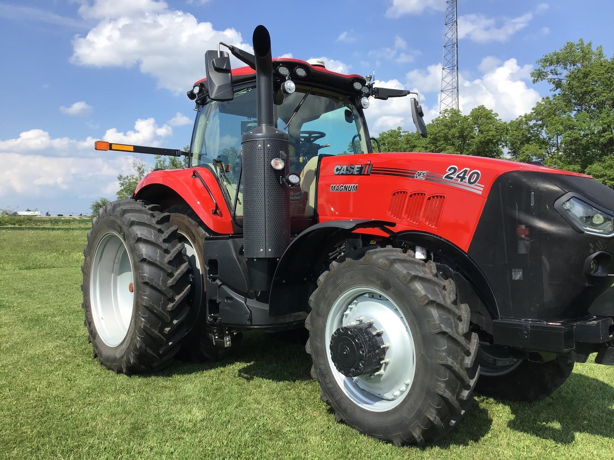 2024 Case IH MAGNUM 240 CVT Tractor