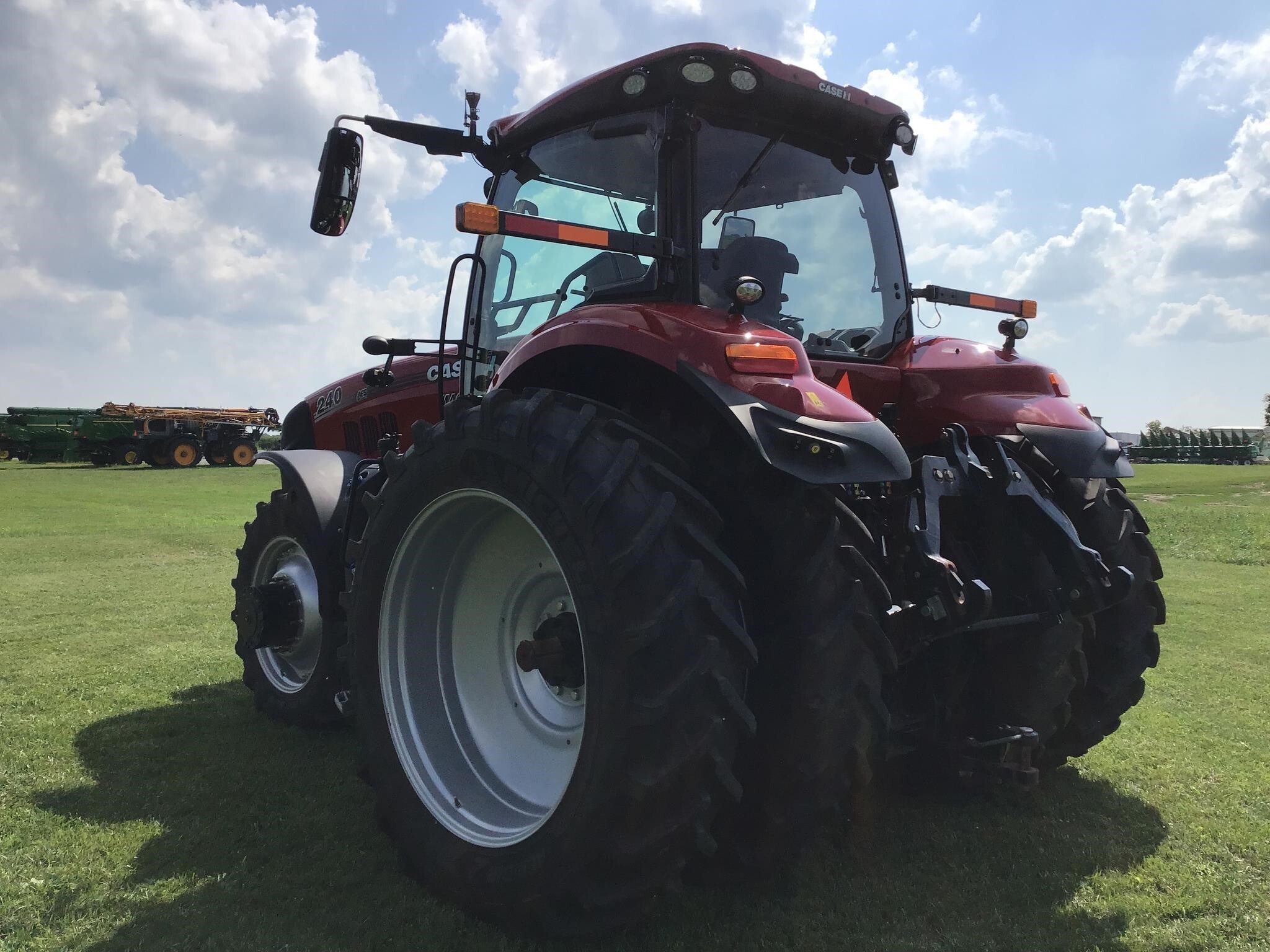 2024 Case IH MAGNUM 240 CVT Tractor
