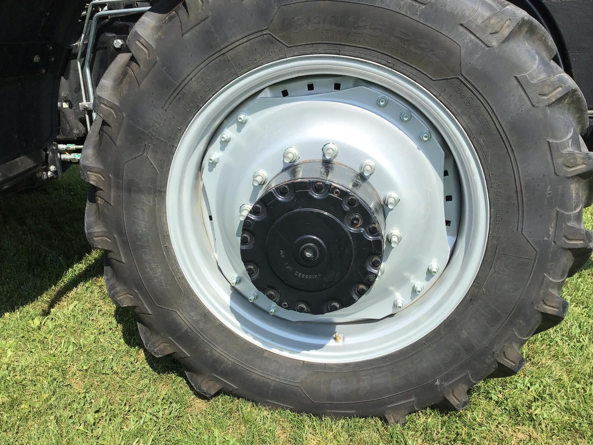 2024 Case IH MAGNUM 240 CVT Tractor