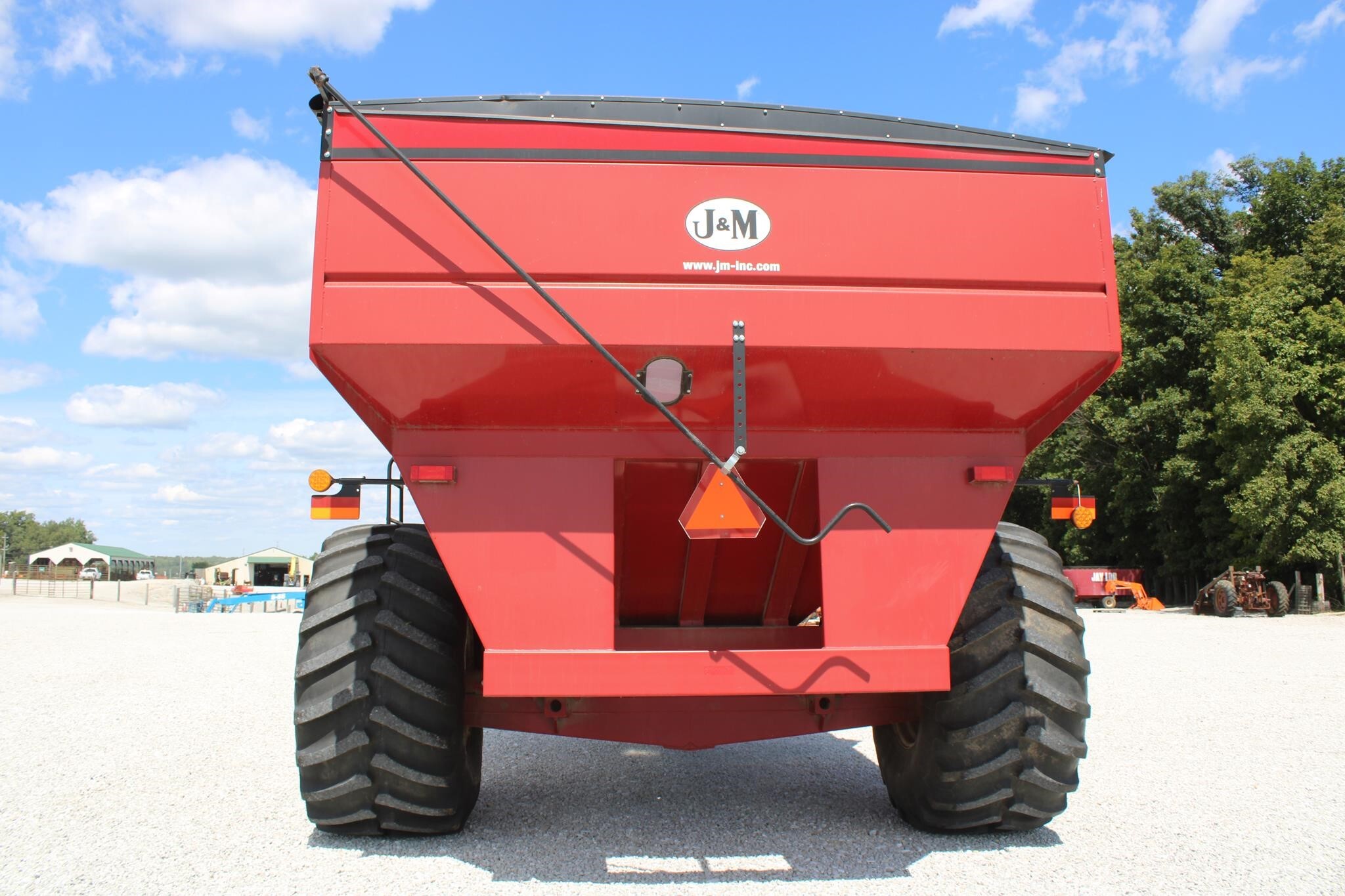 2015 J&M 810 Grain Cart