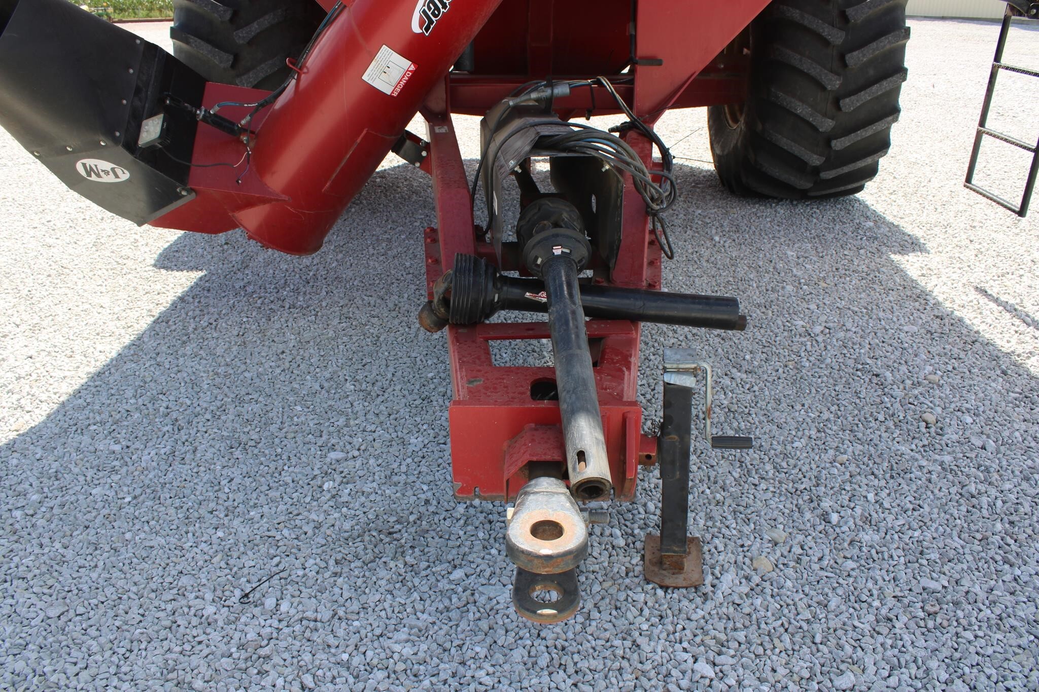 2015 J&M 810 Grain Cart