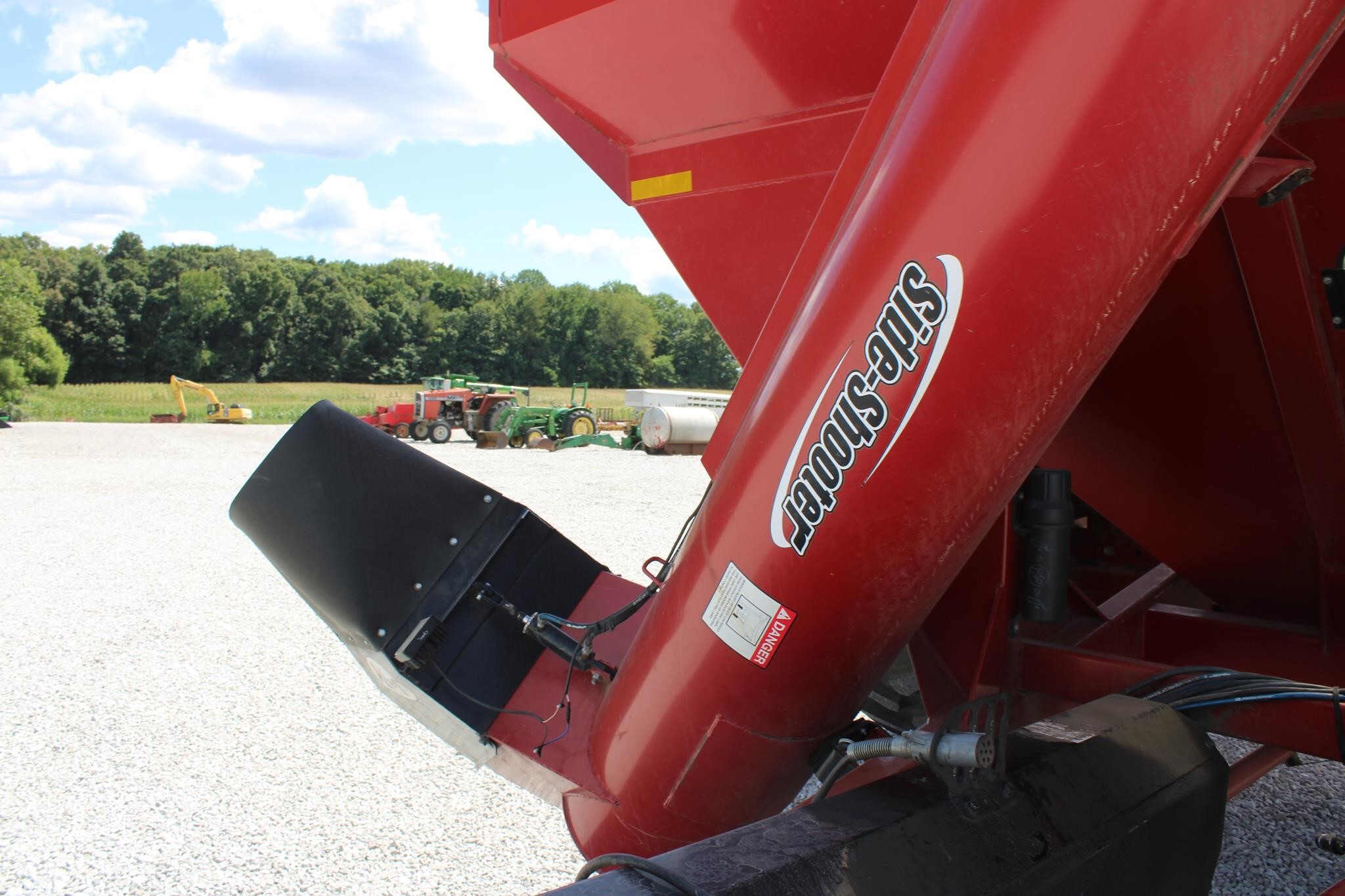 2015 J&M 810 Grain Cart