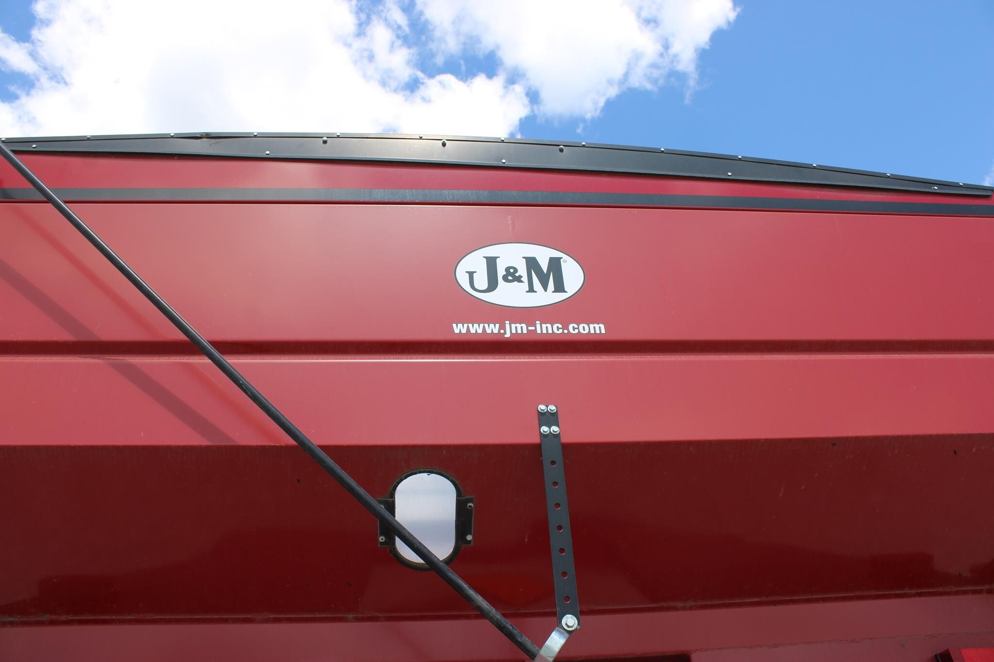 2015 J&M 810 Grain Cart
