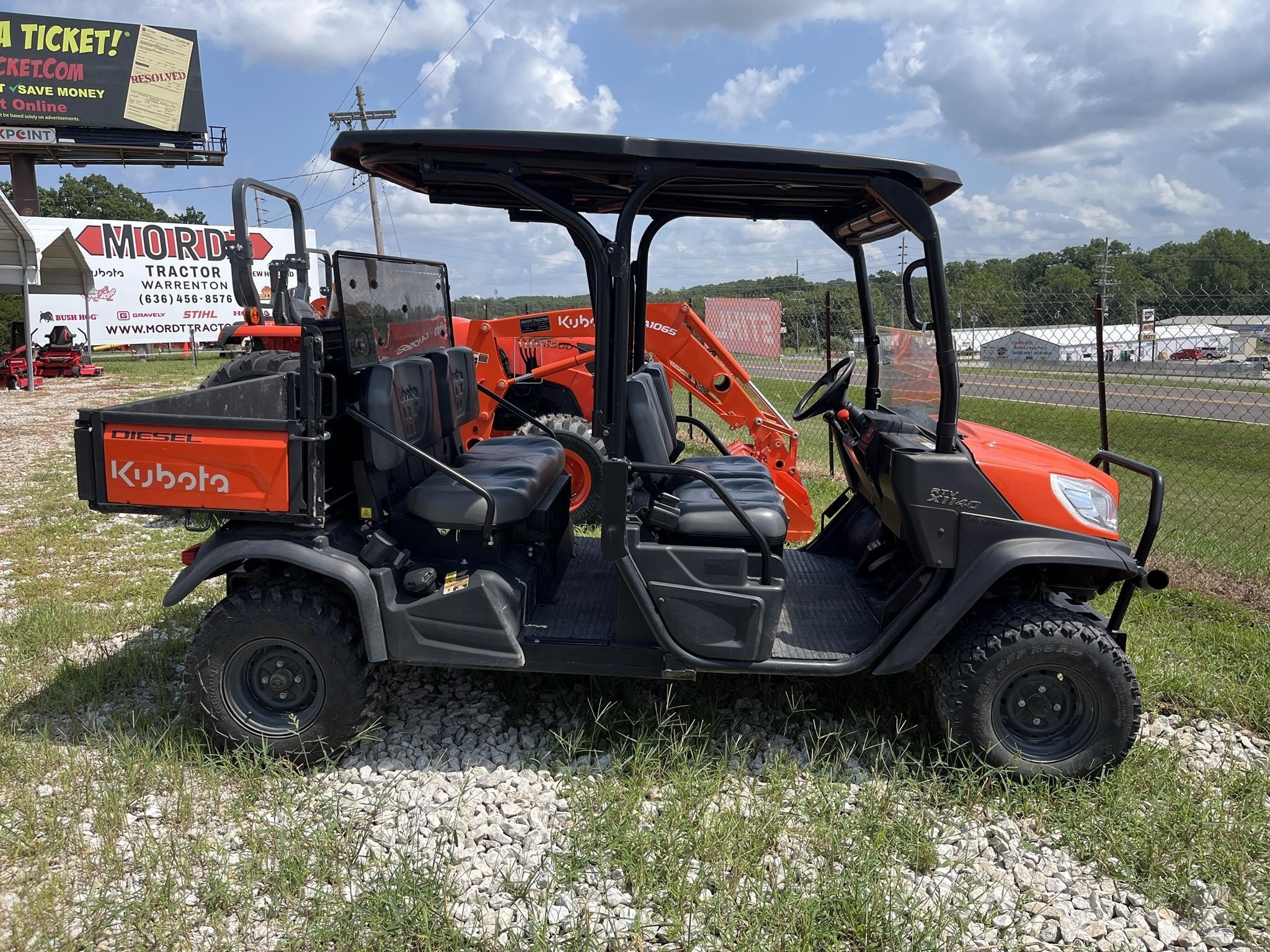 2023 Kubota RTV-X1140 ATVs and Utility Vehicle