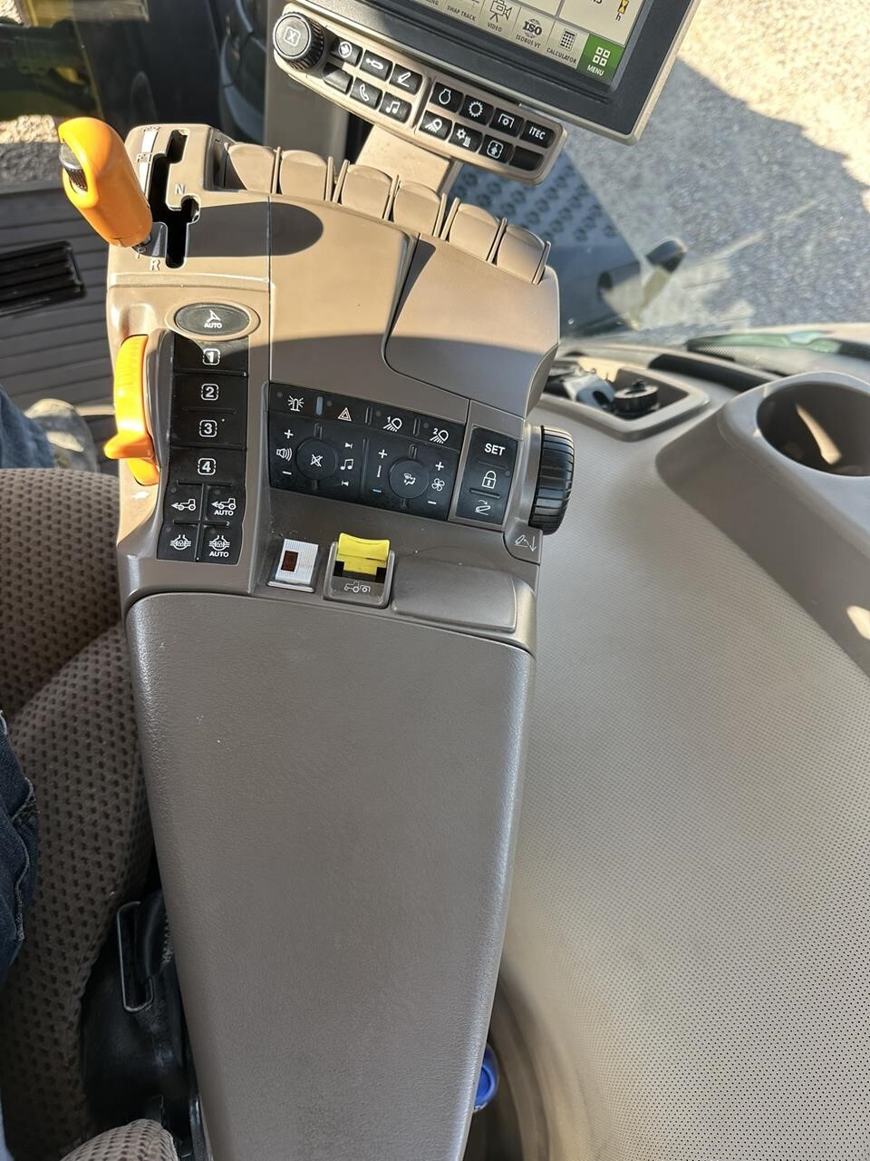 2018 John Deere 8345R Tractor