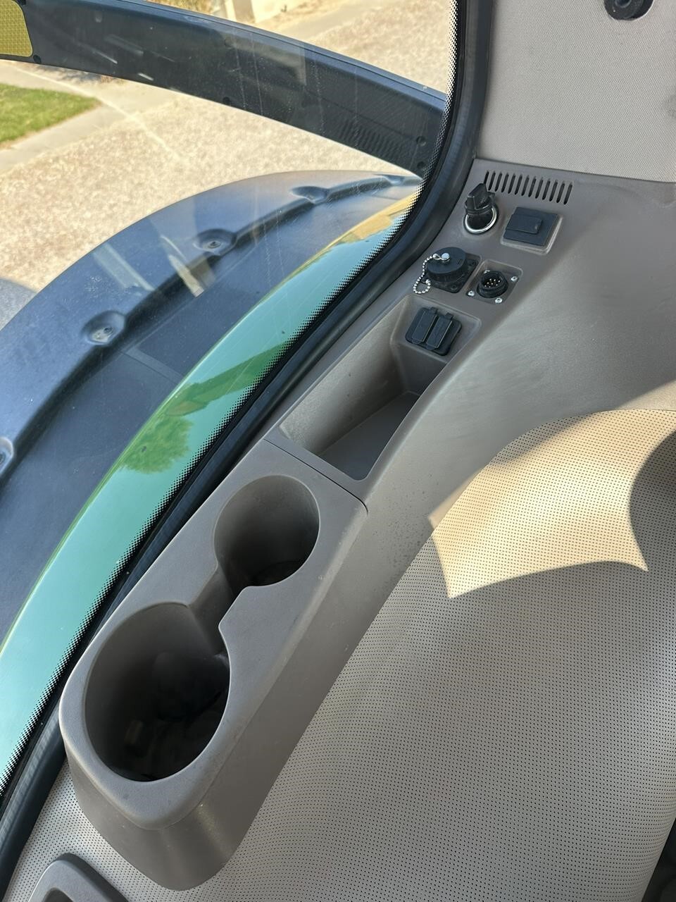 2018 John Deere 8345R Tractor