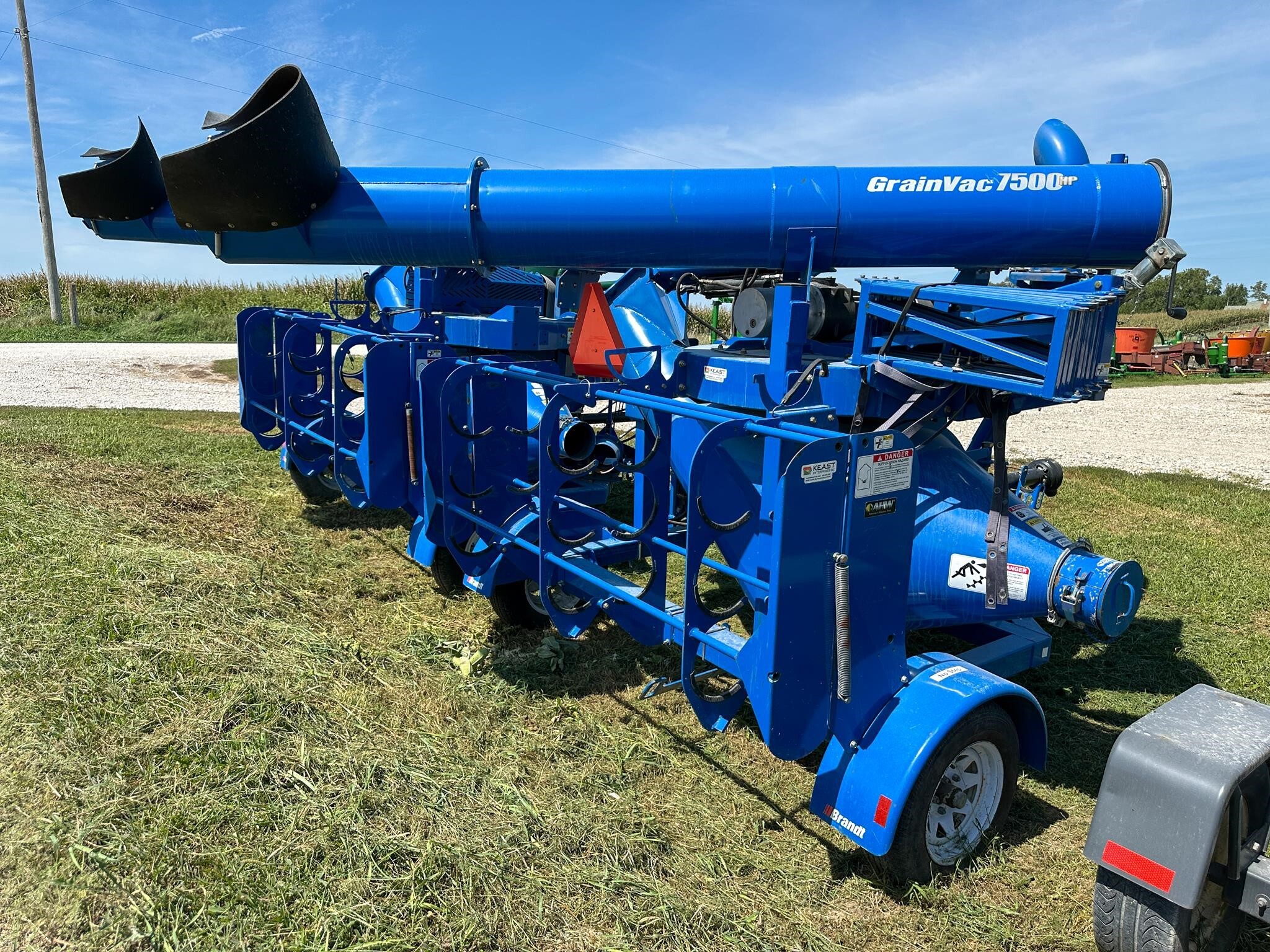 2011 Brandt 7500HP Grain Vac
