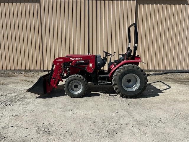 2019 Mahindra 2638 HST Tractor