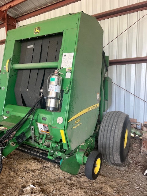 2016 John Deere 469 Round Baler