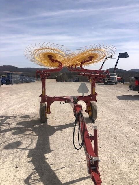 2023 New Holland 819 Rake