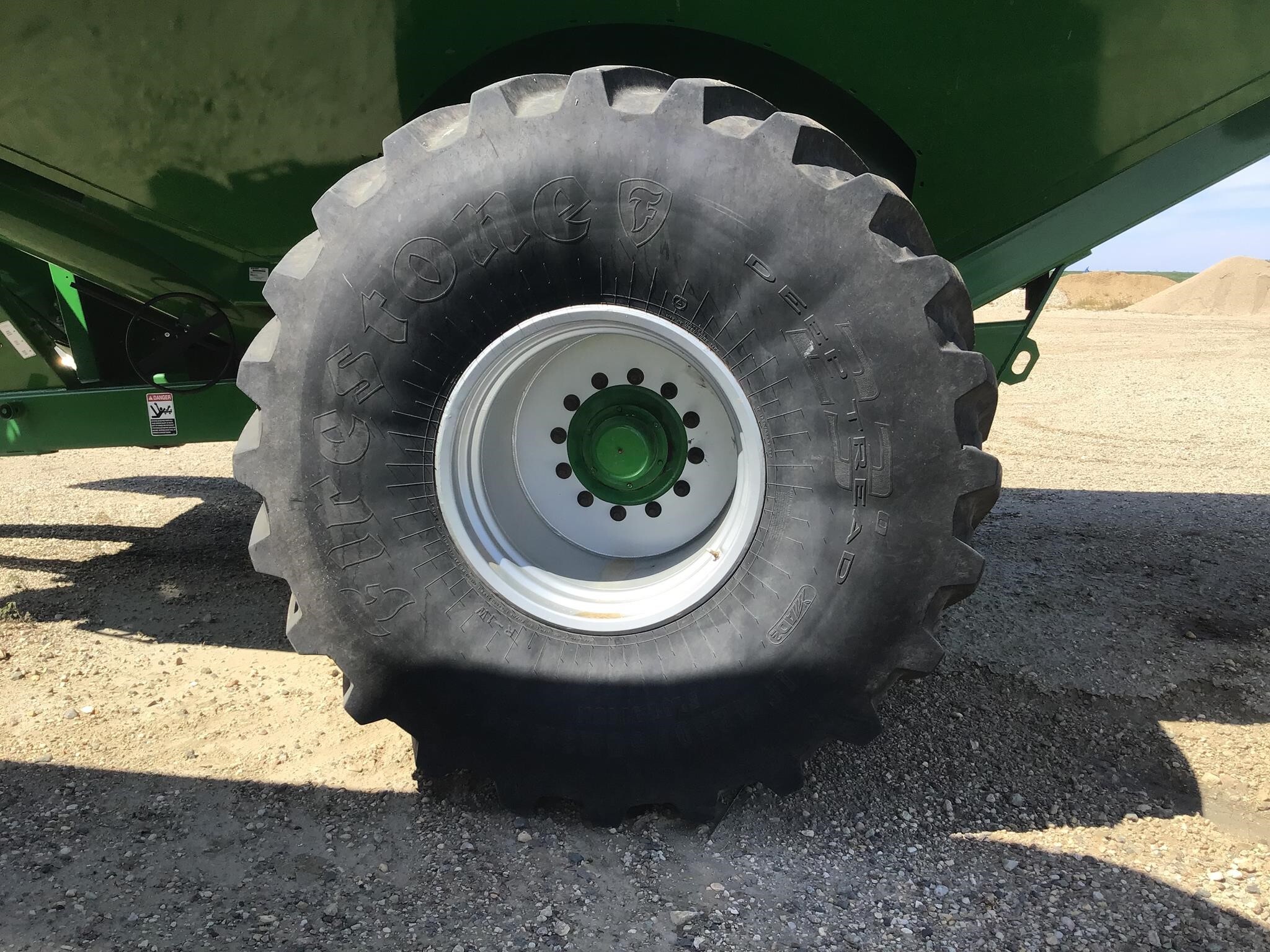 2019 Unverferth 1319 Grain Cart