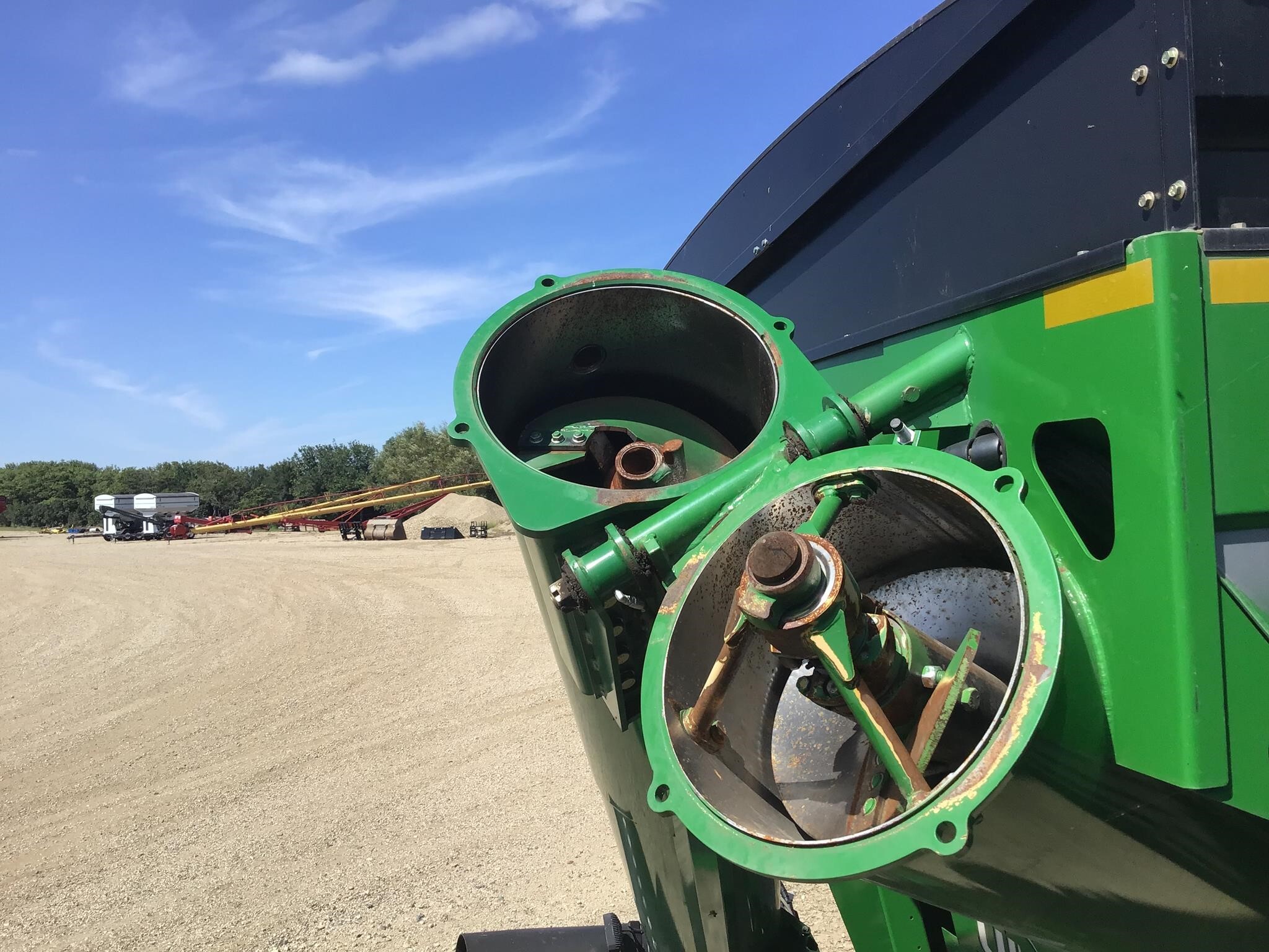 2019 Unverferth 1319 Grain Cart