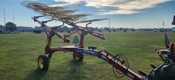 2023 New Holland 819 Rake