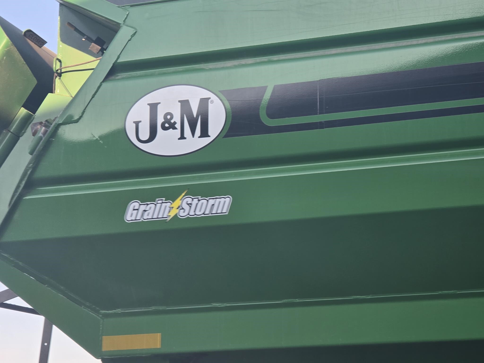 2021 J&M 1326-22D Grain Cart