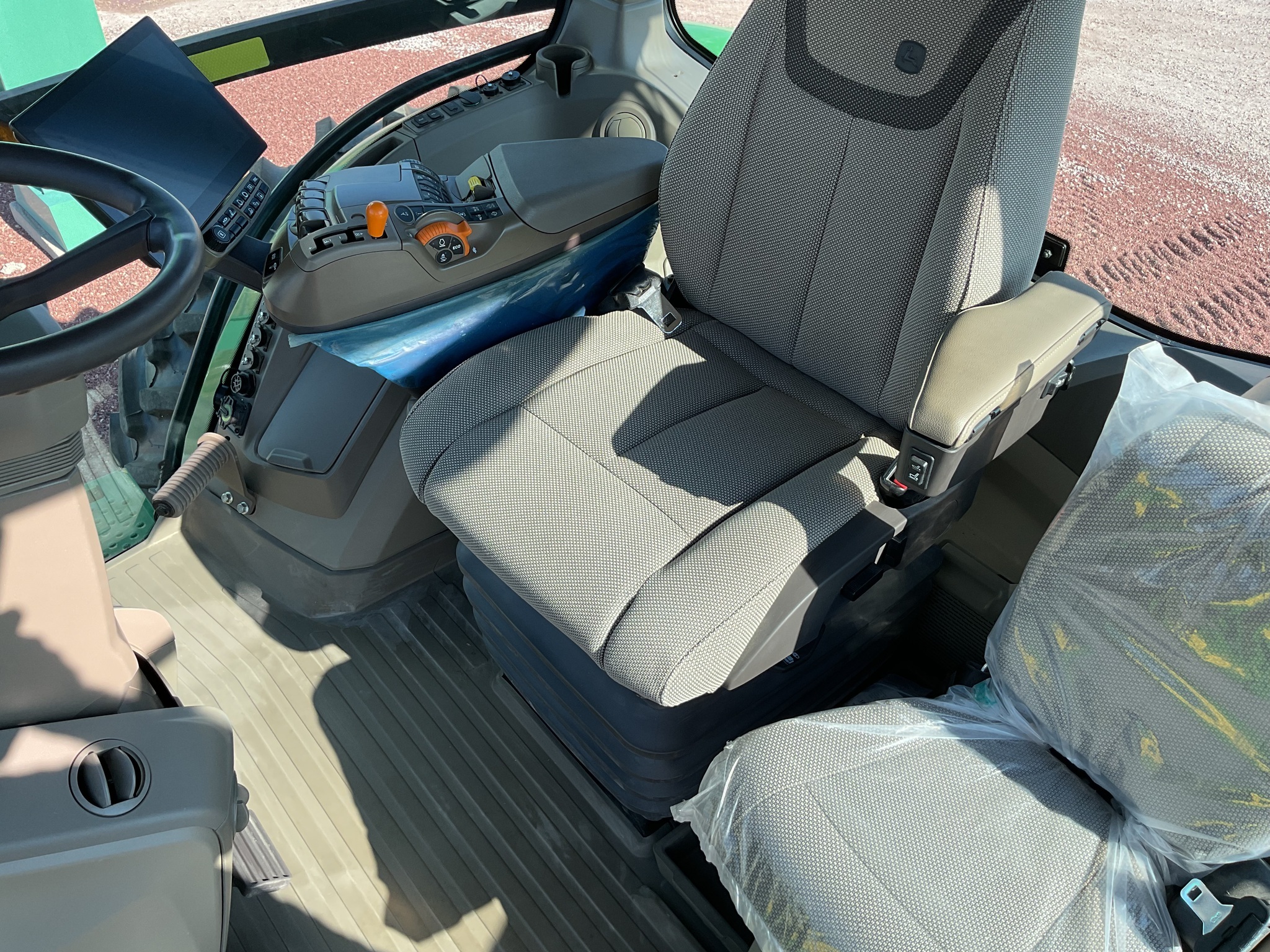 2024 John Deere 8R 280 Tractor