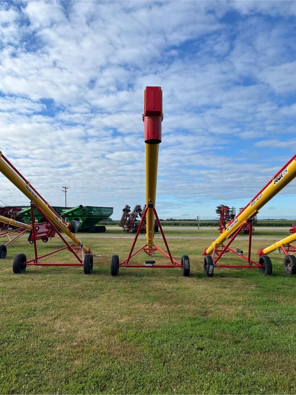 2025 Westfield WRX10-36 Augers and Conveyor
