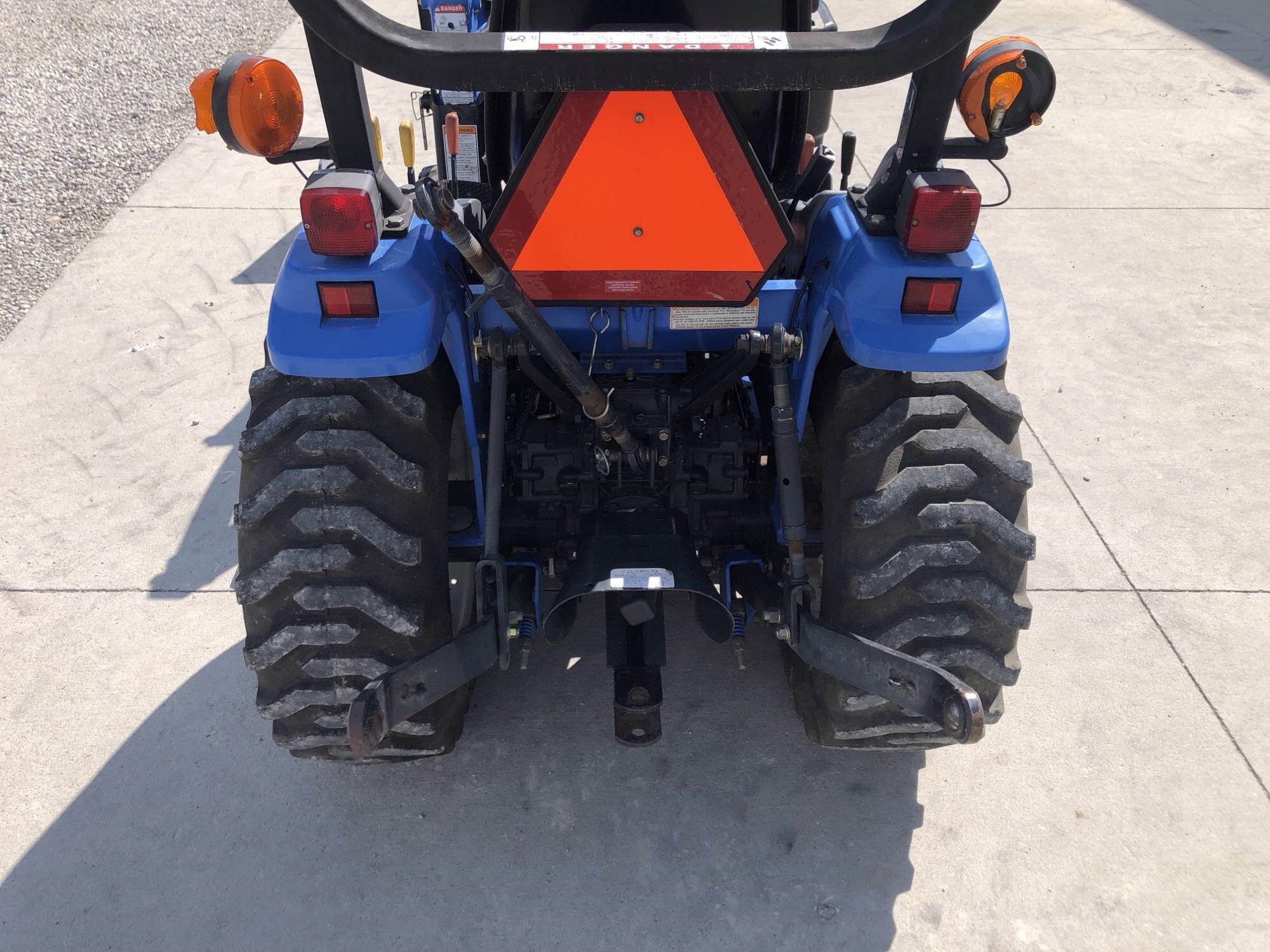 2003 New Holland TC24D Tractor
