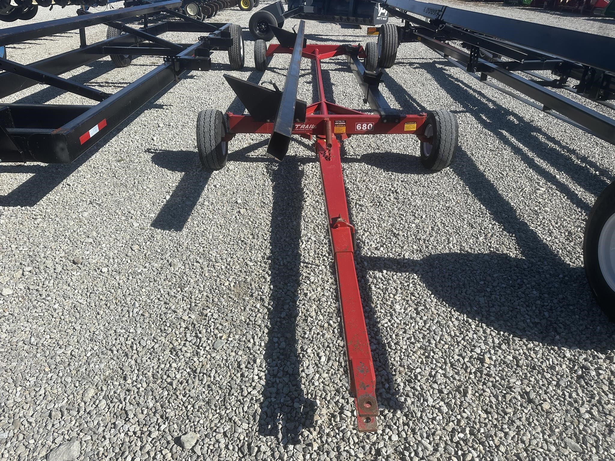  E-Z Trail 680 Header Trailer