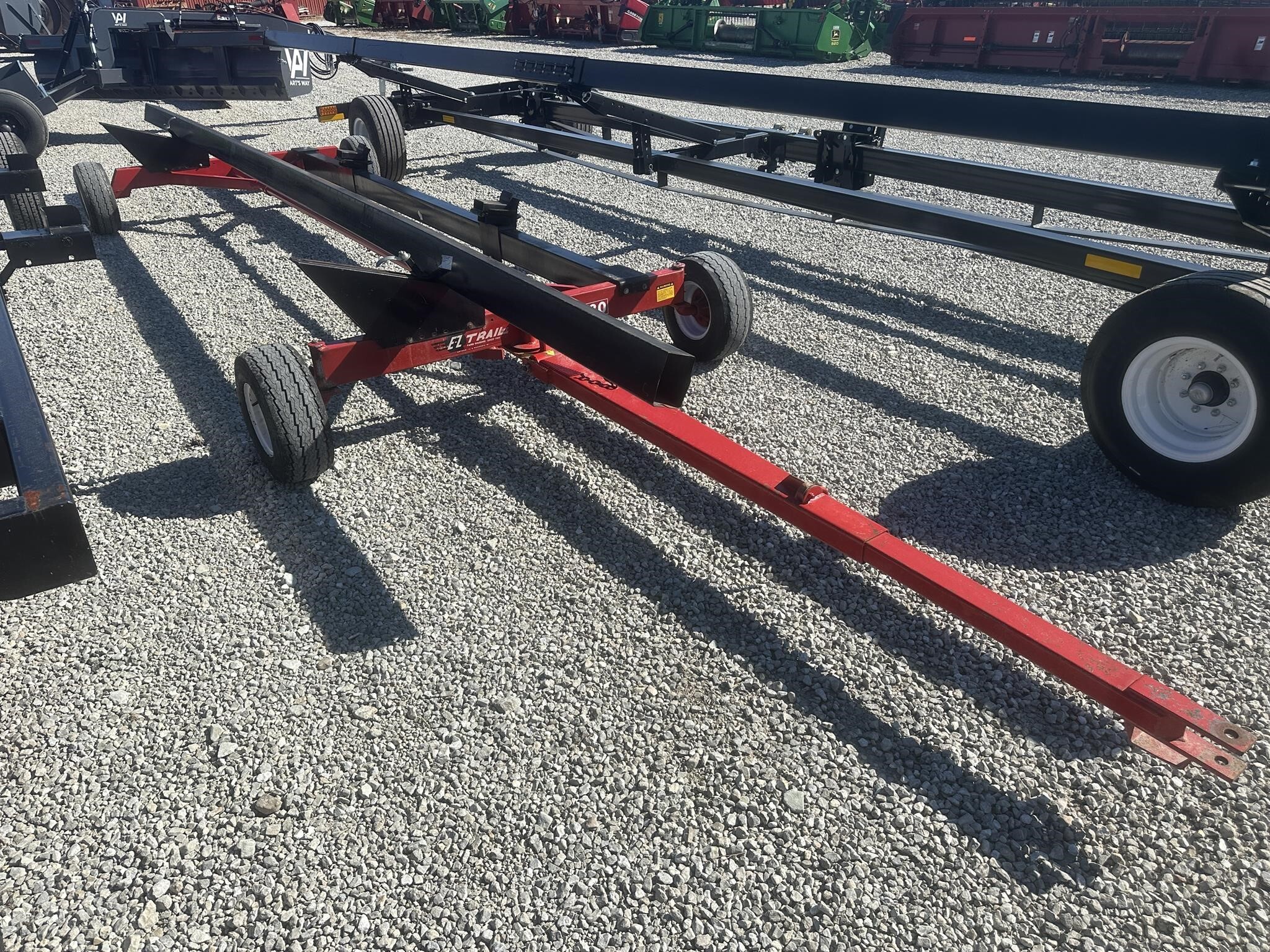  E-Z Trail 680 Header Trailer