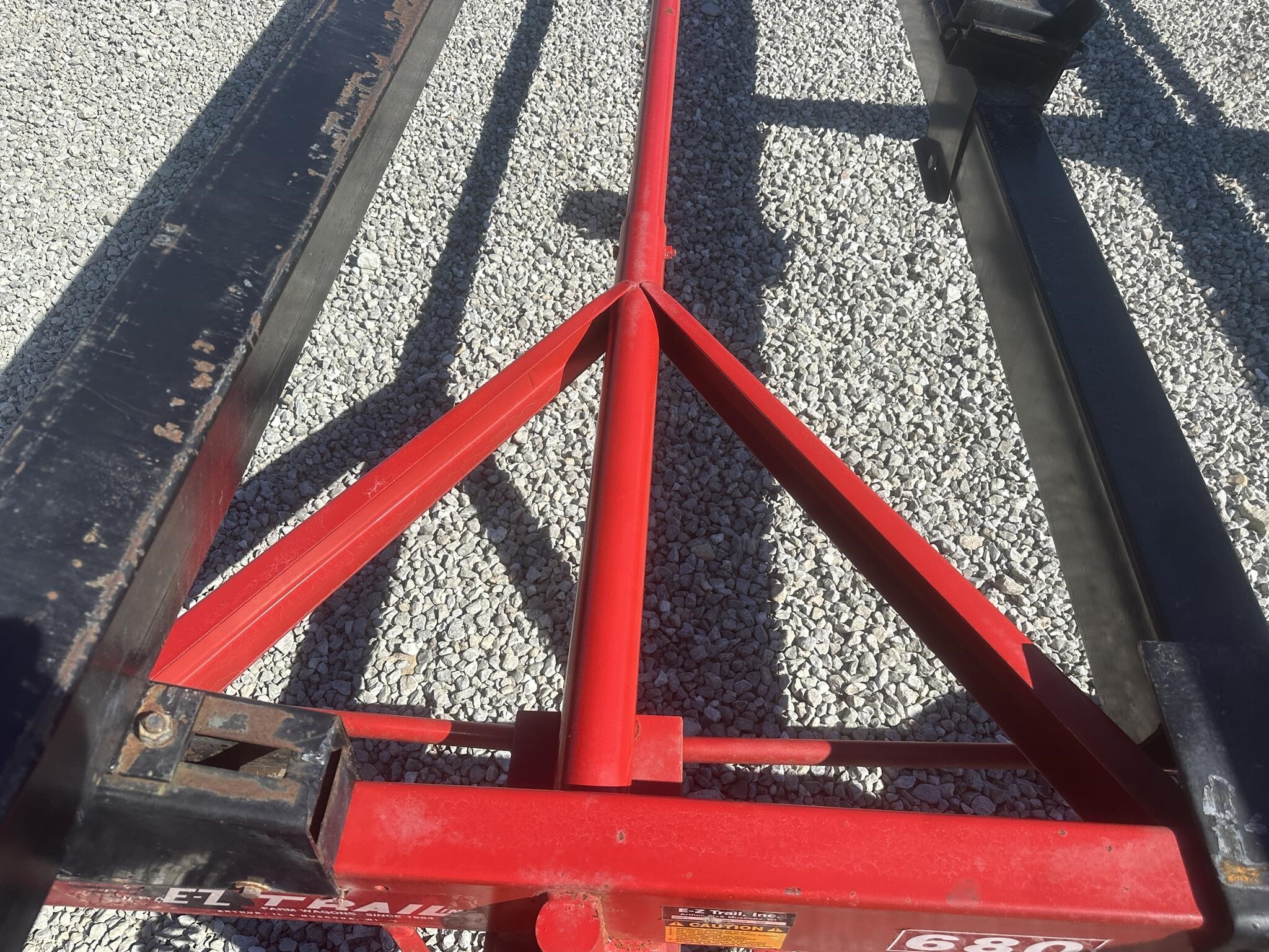  E-Z Trail 680 Header Trailer