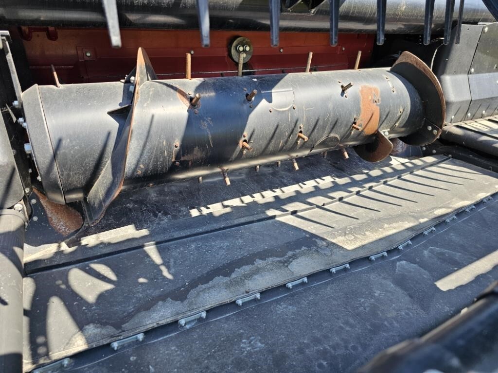 2022 MacDon FD135 Platform