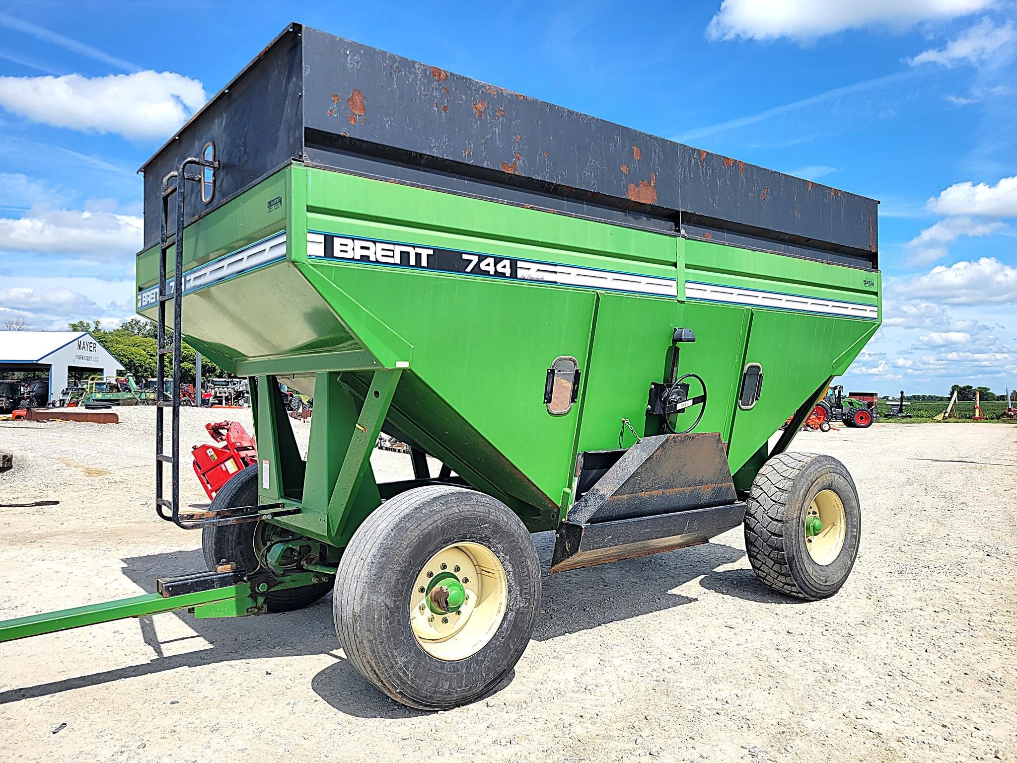 2002 Brent 744 Gravity Wagon