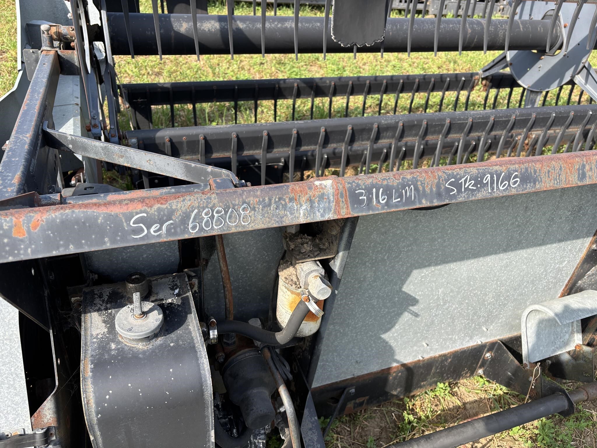 1987 Gleaner LM316 Platform