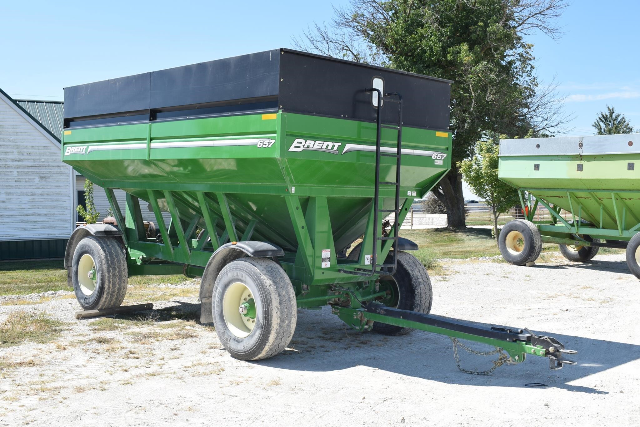  Brent 657 Gravity Wagon