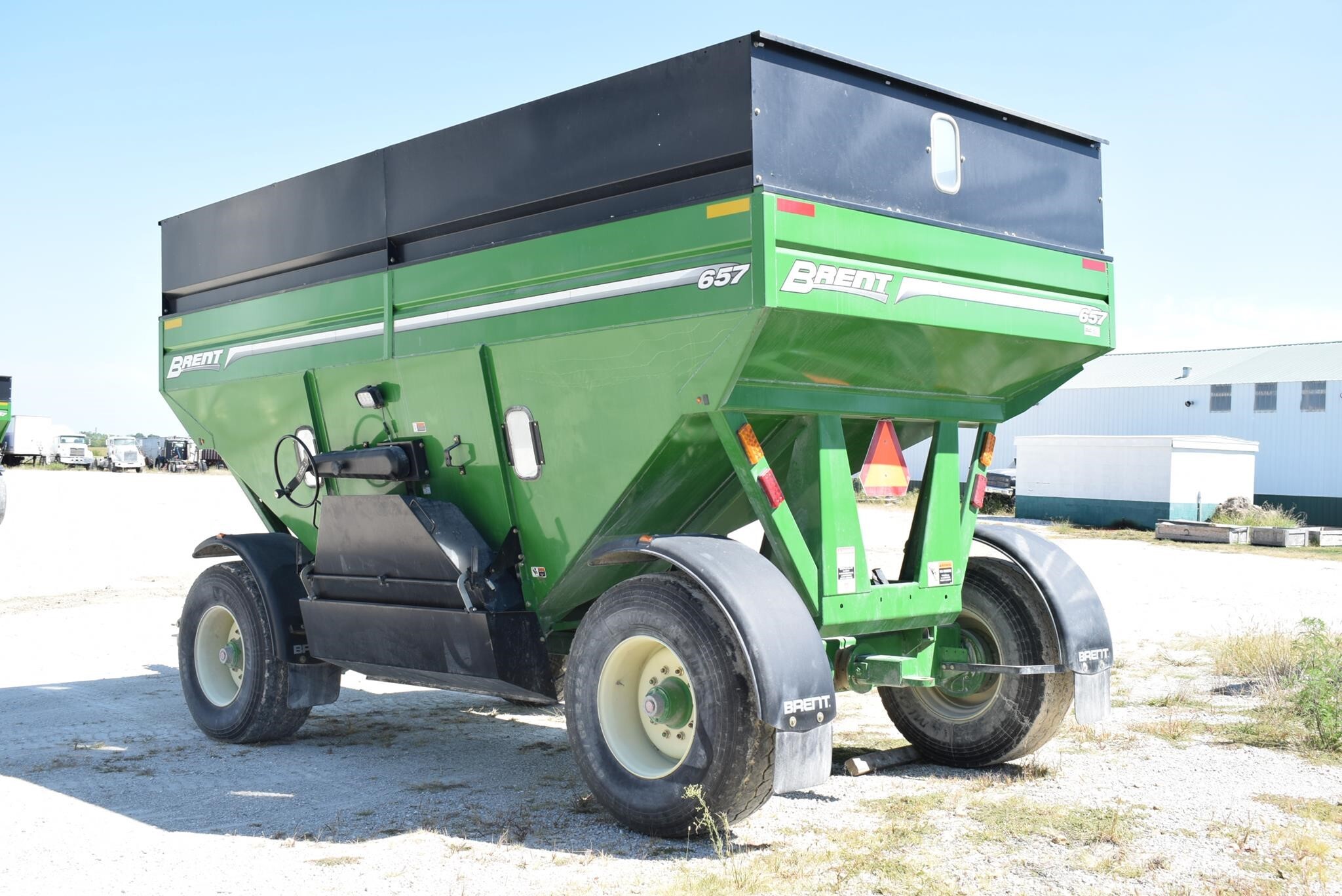  Brent 657 Gravity Wagon