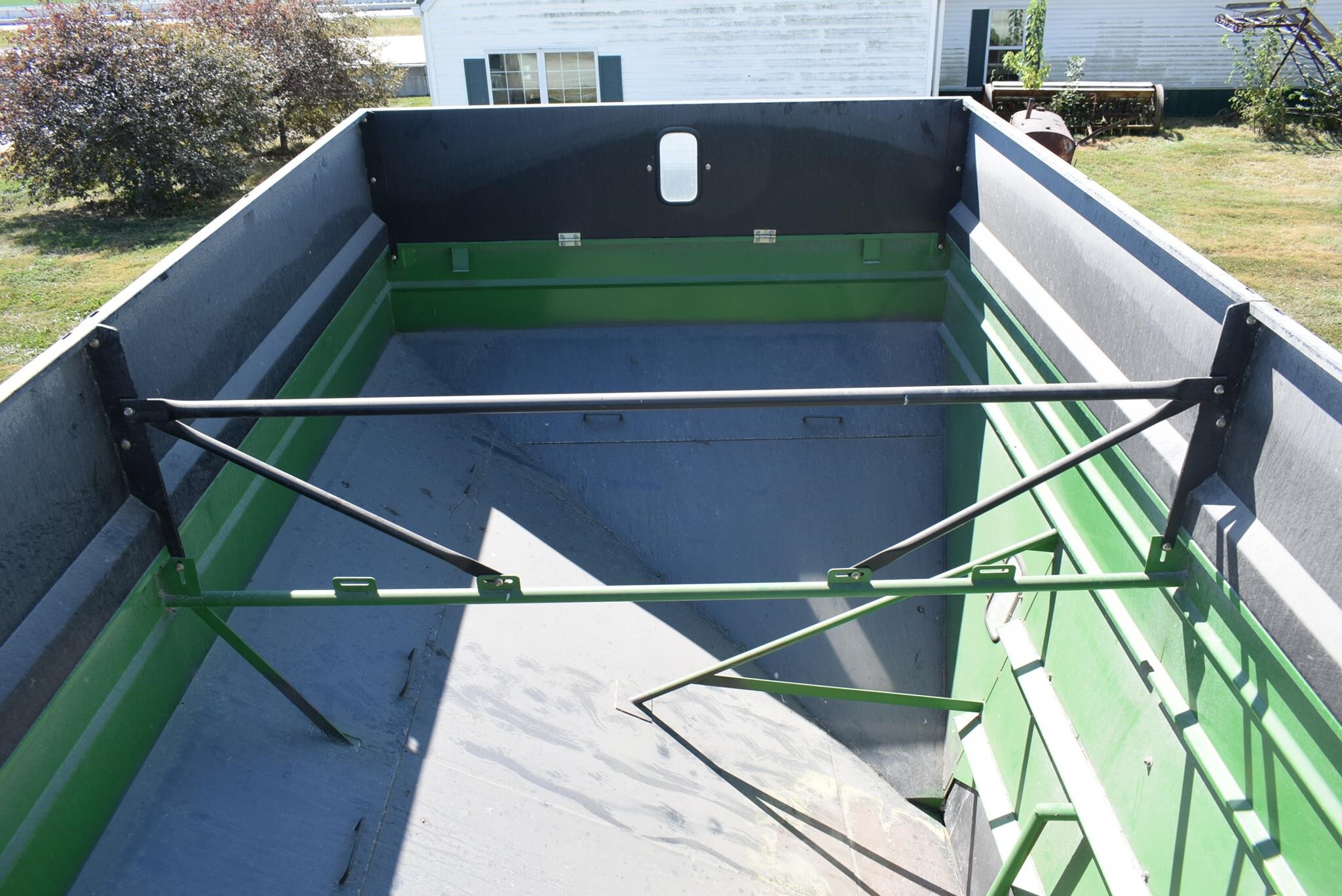  Brent 657 Gravity Wagon