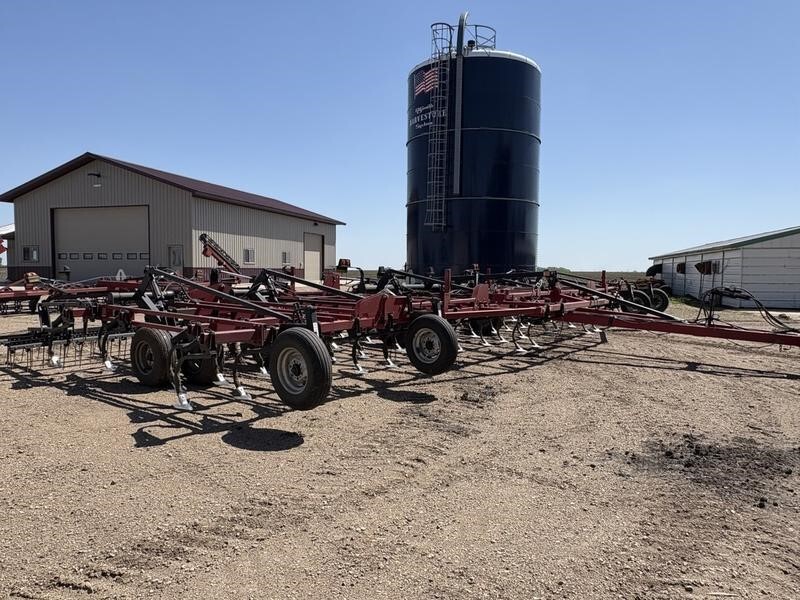 2006 Case IH Tigermate 200 Field Cultivator