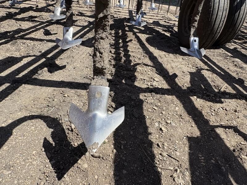 2006 Case IH Tigermate 200 Field Cultivator