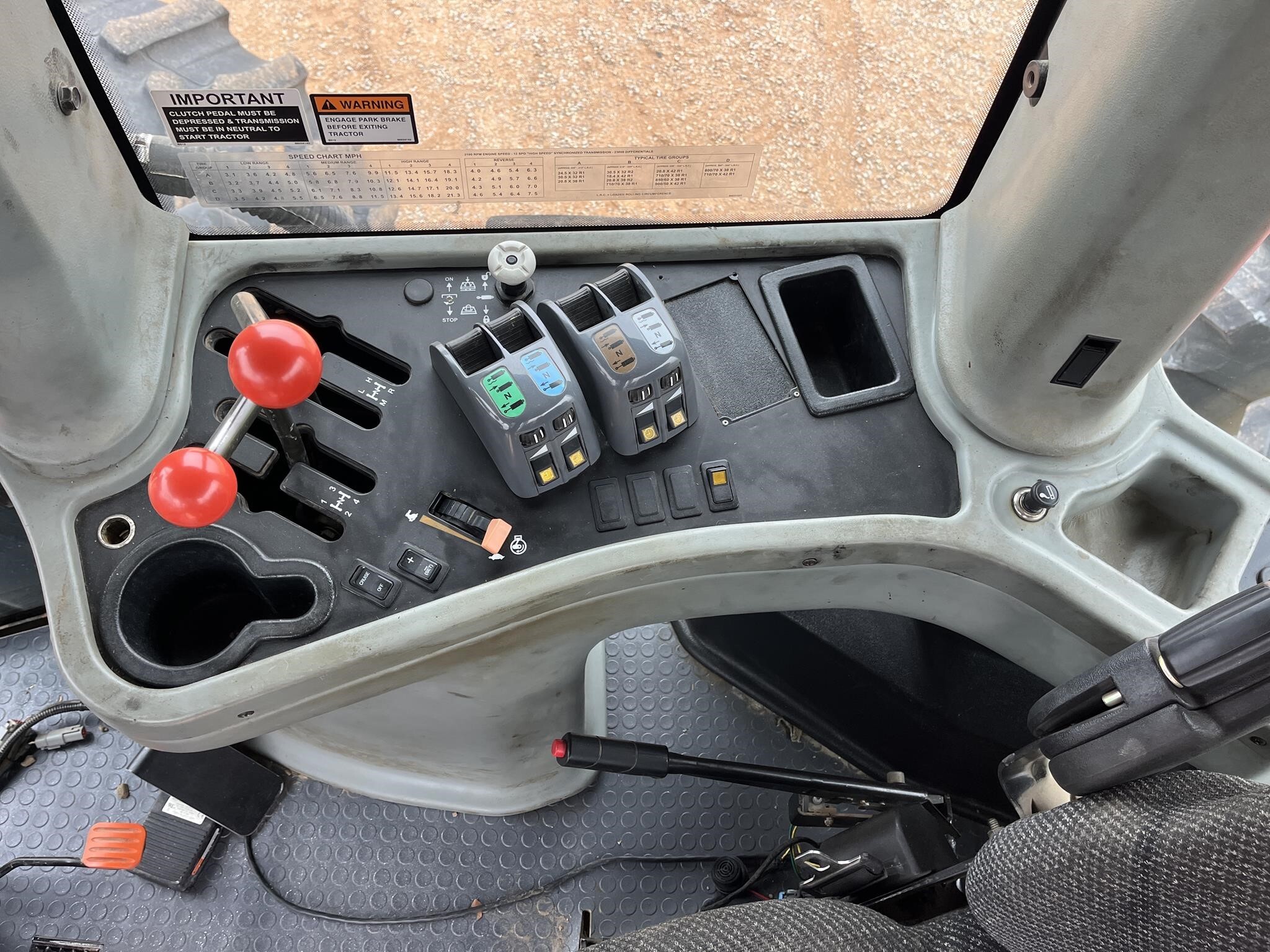 2008 Versatile 535 Tractor