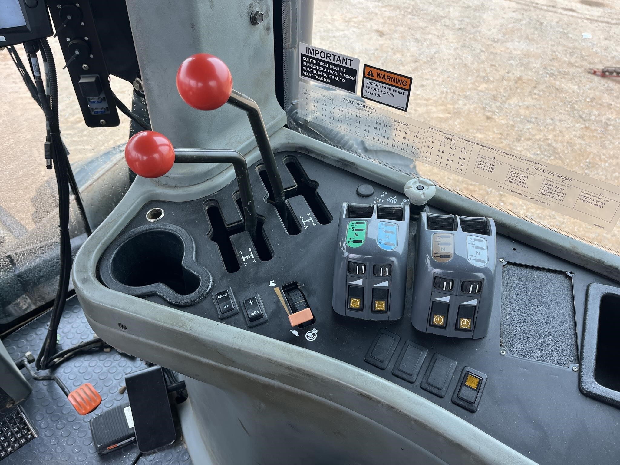 2008 Versatile 535 Tractor