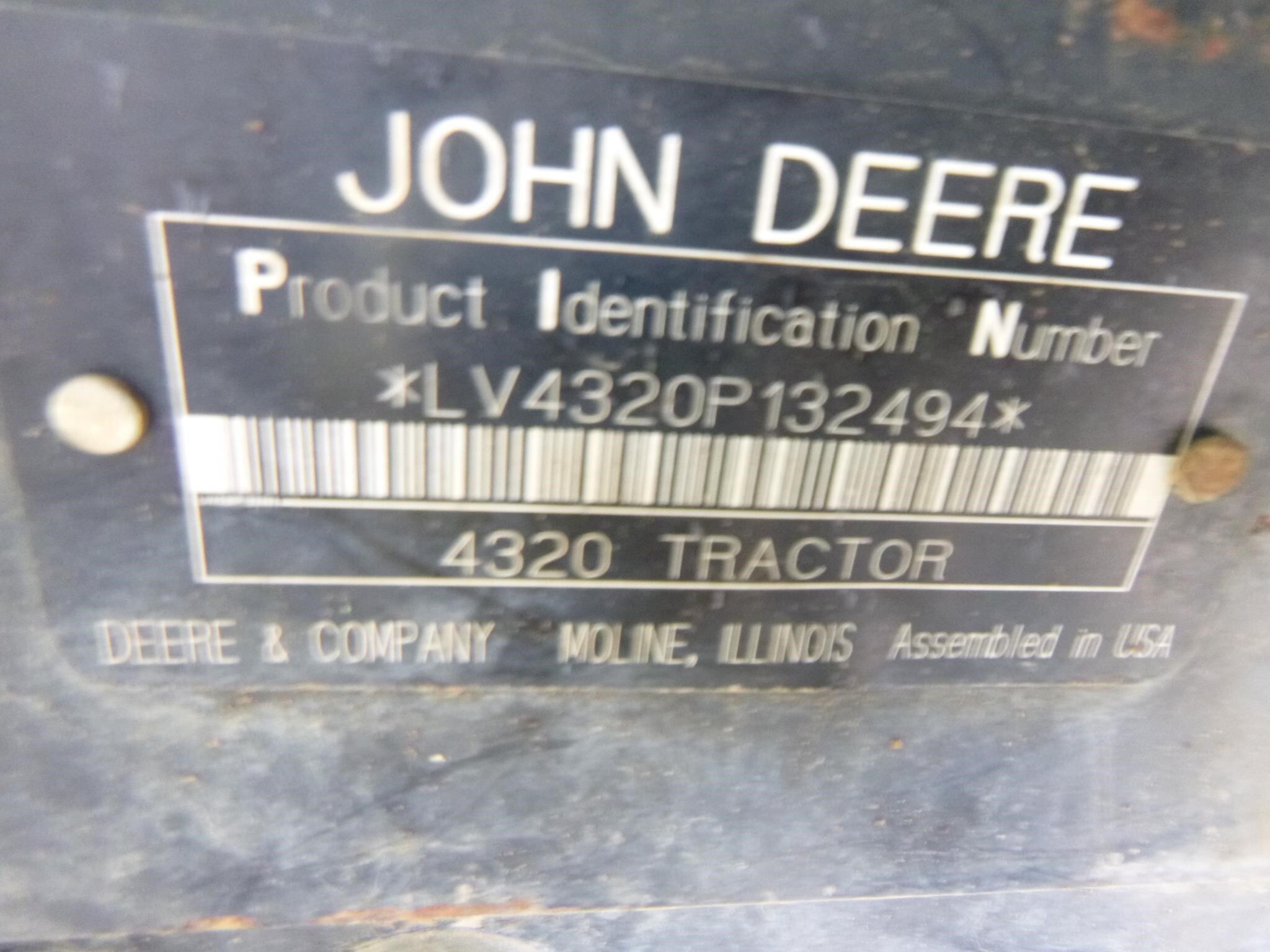 2004 John Deere 4320 Tractor