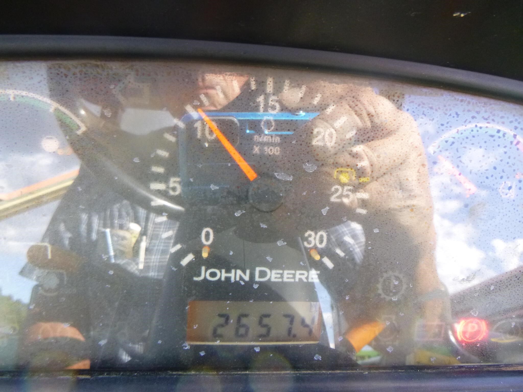 2004 John Deere 4320 Tractor