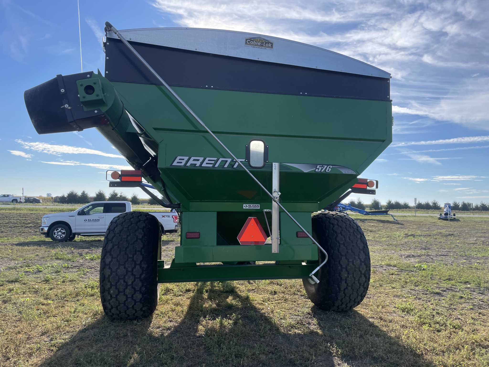 2015 Brent 576 Grain Cart
