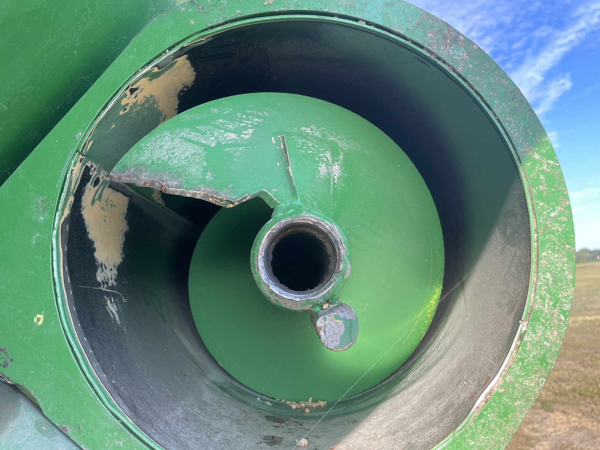 2015 Brent 576 Grain Cart