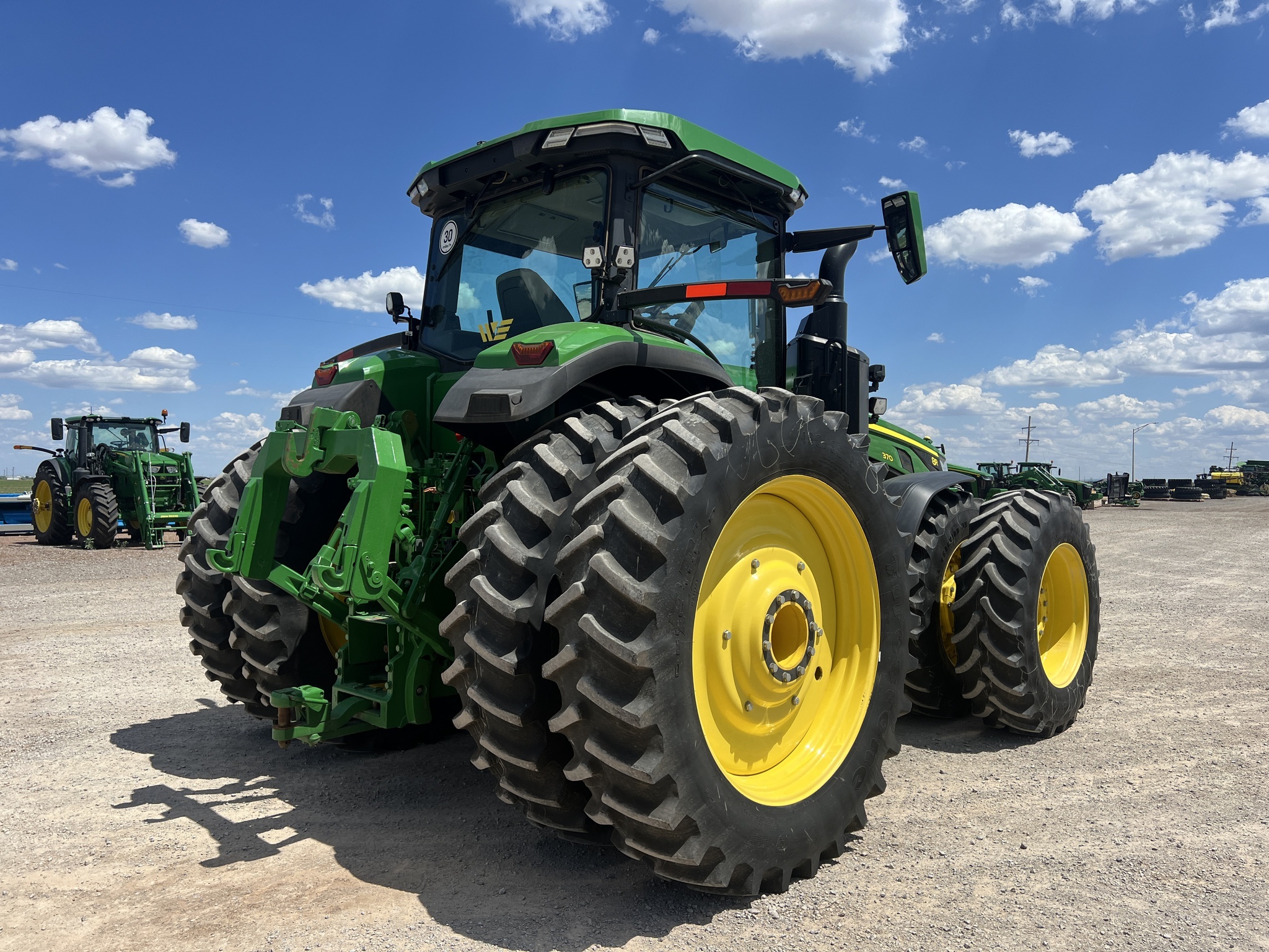 2023 John Deere 8R 370 Tractor