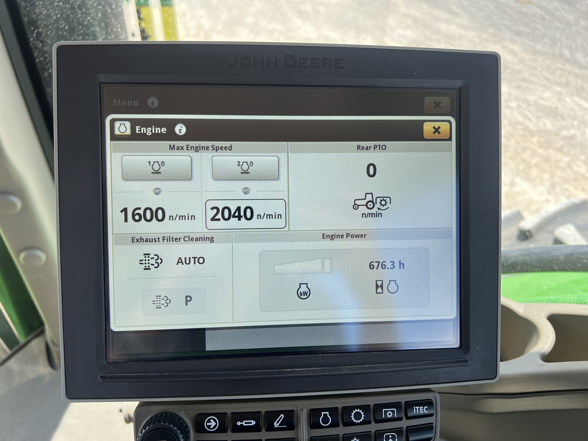 2023 John Deere 8R 370 Tractor